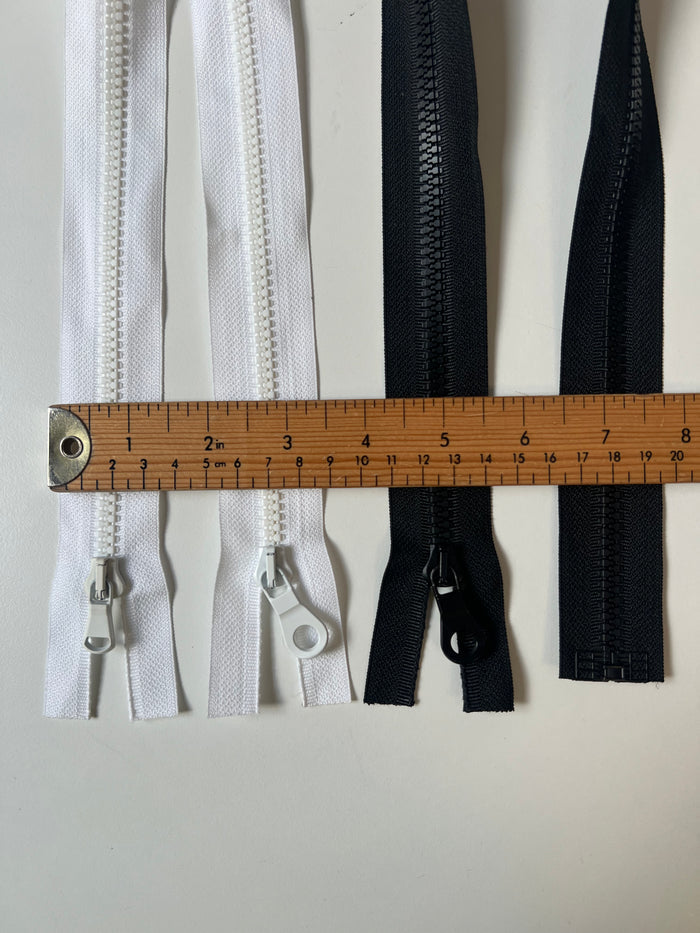 Lampo Open-Ended Medium Chunky Plastic Zips 55-80cm