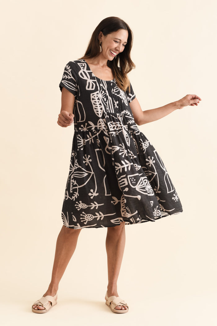 Hanoi Black Garden Cotton Blend Dress,Brunette model,alt text|model:Cara