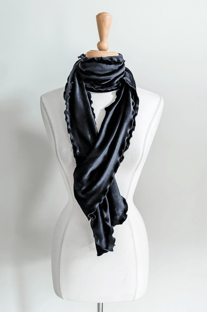 Scalloped Sash | Velvet