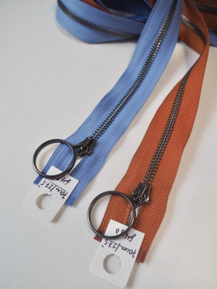 70cm/27.5in O-Pull Metal Teeth Open-Ended Periwinkle Zip