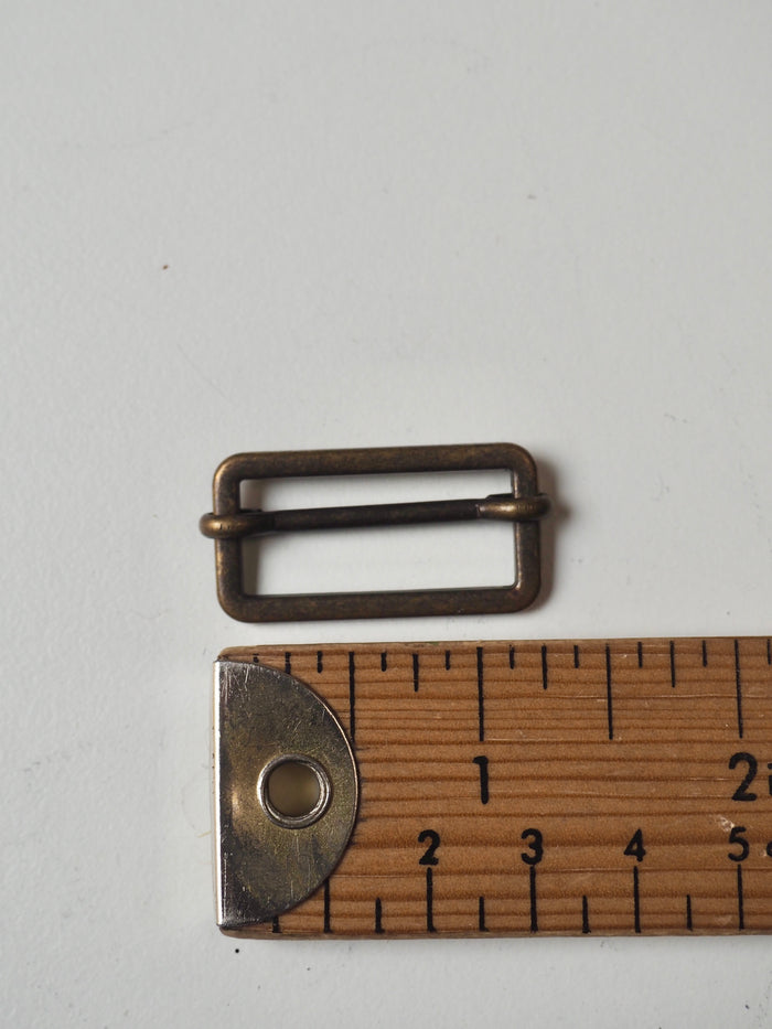 Antique Brass Tri-Slider 28mm