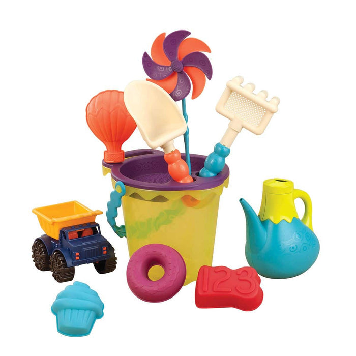 Beach toys with lime bucket.