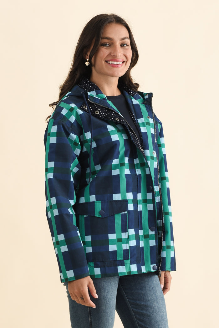 Bari Navy Check Raincoat,Brunette model,alt text|model:Brontie