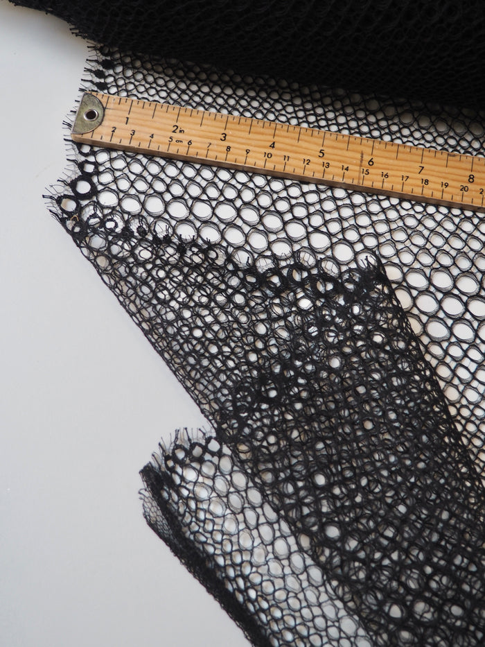 Black Bubble Corded Scallop Lace