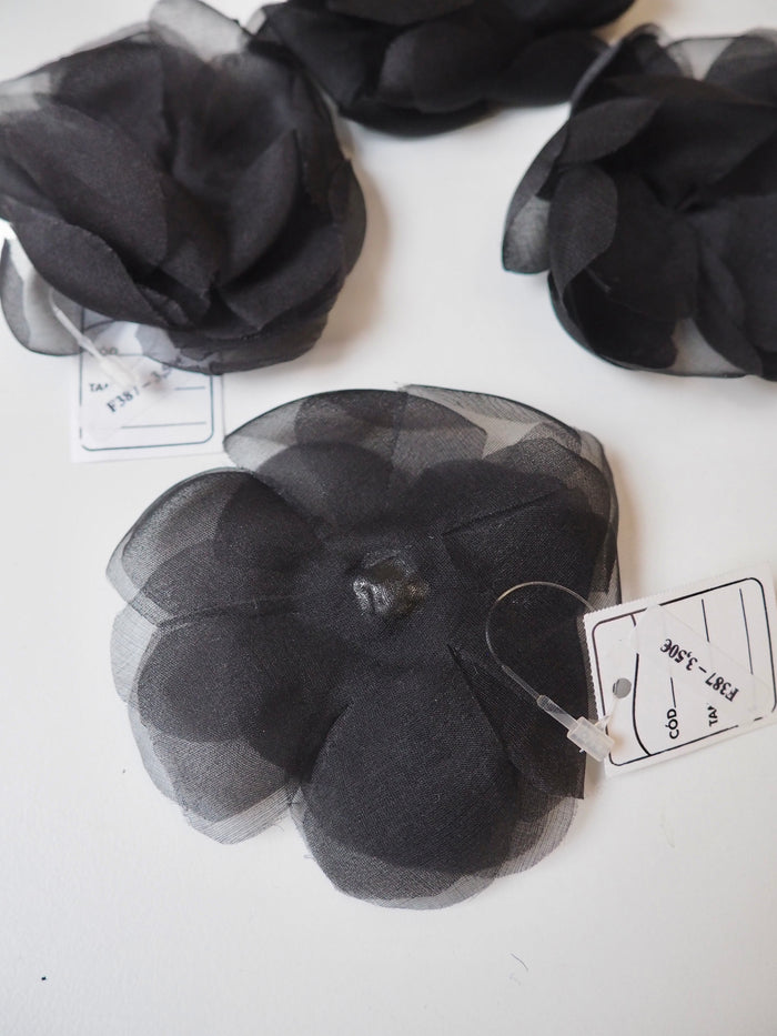 Black Flower Appliqué 95mm