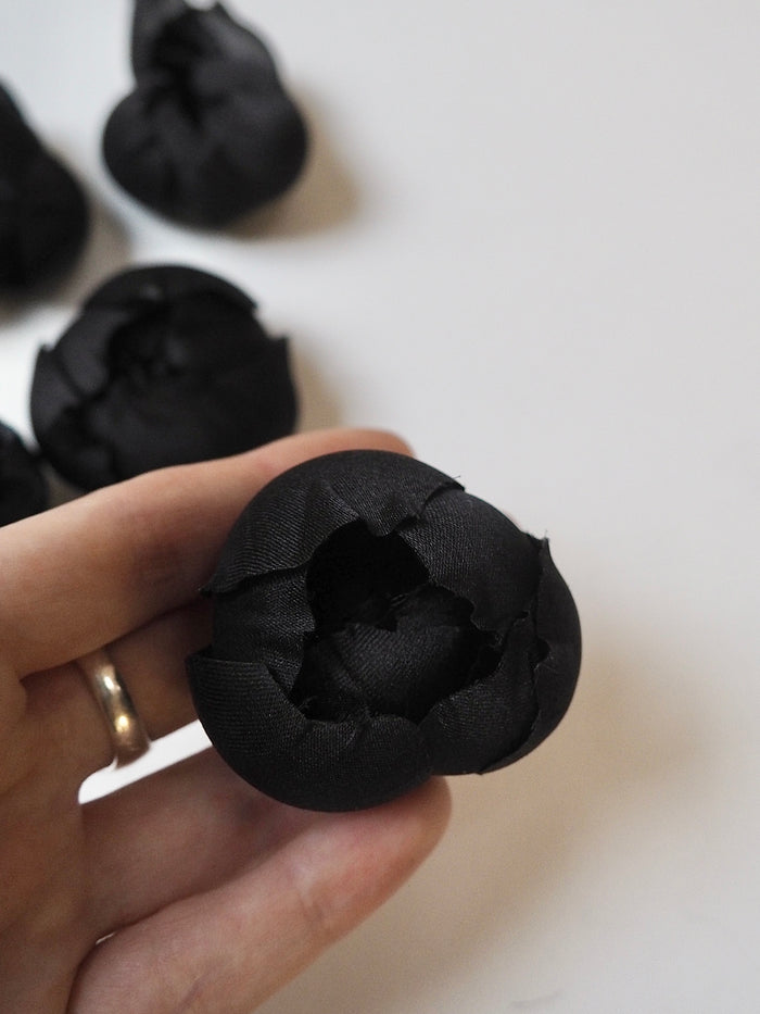 Black Peony Appliqué 50mm