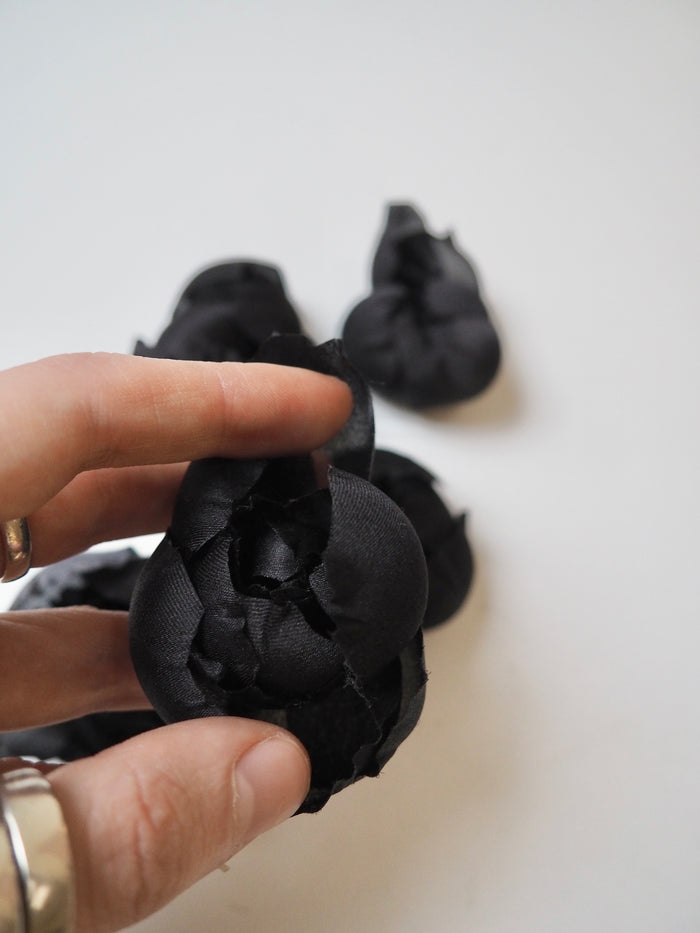 Black Peony Appliqué 50mm