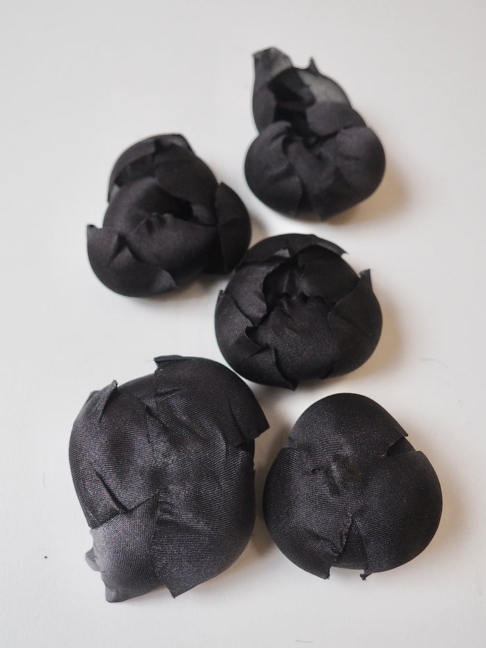 Black Peony Appliqué 50mm