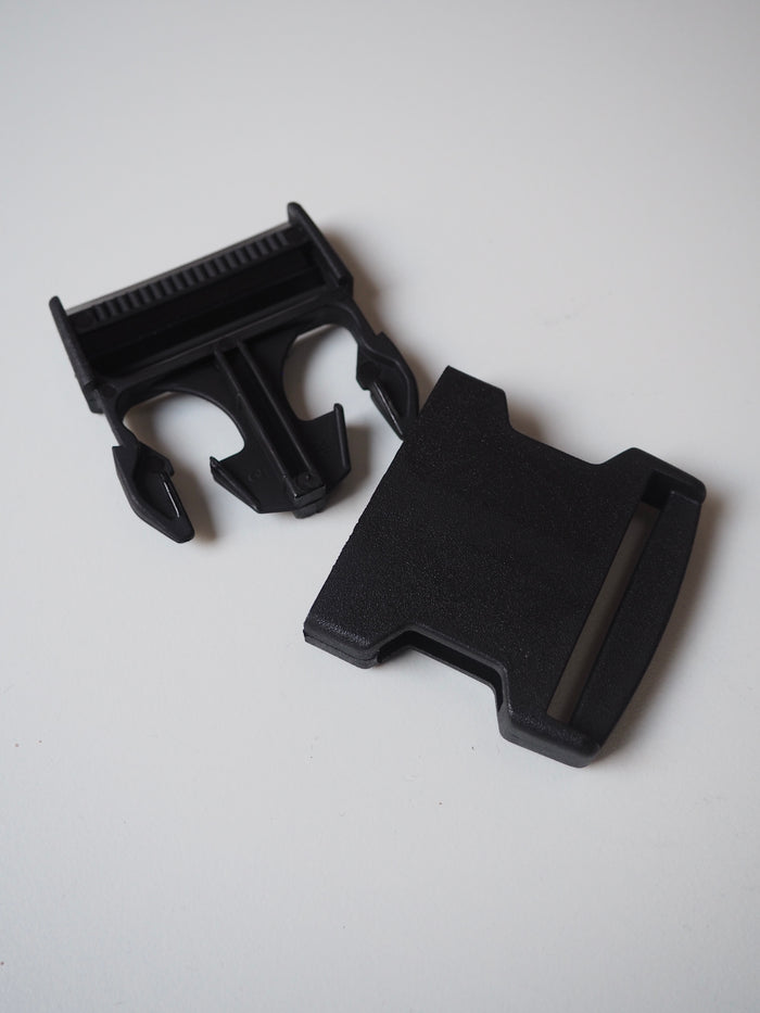 Black Squared Side Release Buckle 50mm
