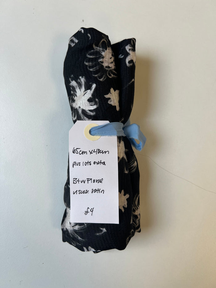 B+W Floral Viscose Satin Remnant