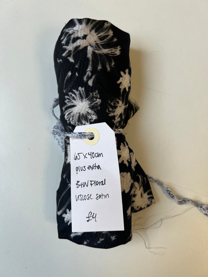 B+W Floral Viscose Satin Remnant