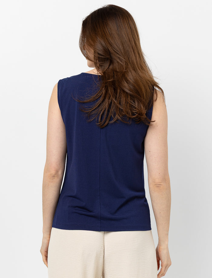 Camisole unie à col rond avec ouverture au dos