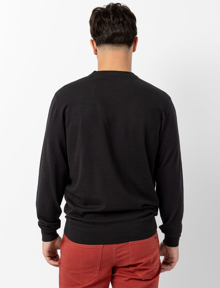 Chandail en tricot léger uni pour homme