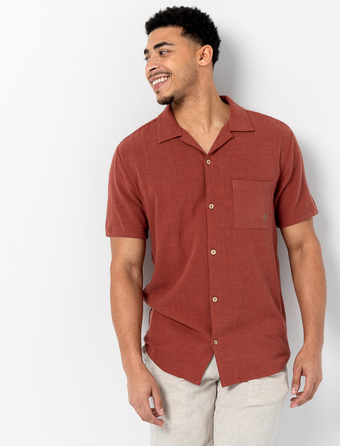 Chemise à manches courtes
