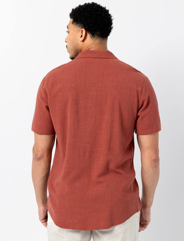 Chemise à manches courtes