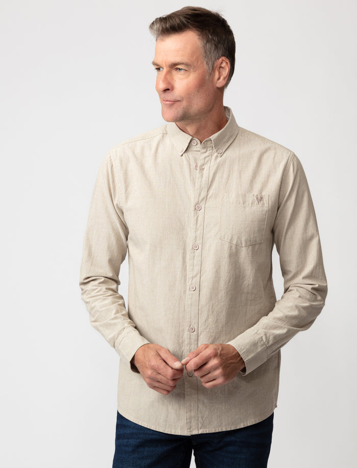 Chemise unie à manches longues