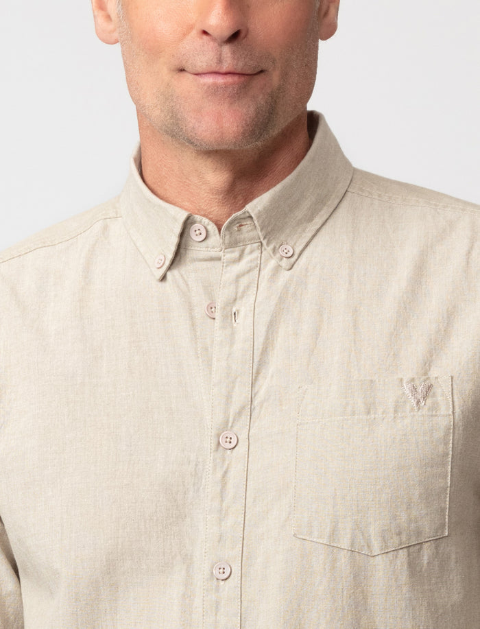 Chemise unie à manches longues