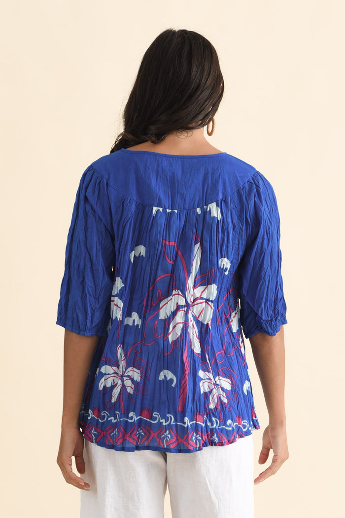 Claris Cobalt Tropical Crinkle Cotton Top,Brunette model,alt text|model:Brontie