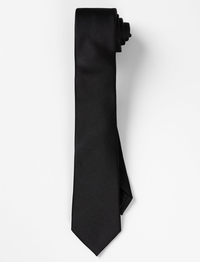 Cravate unie en satin