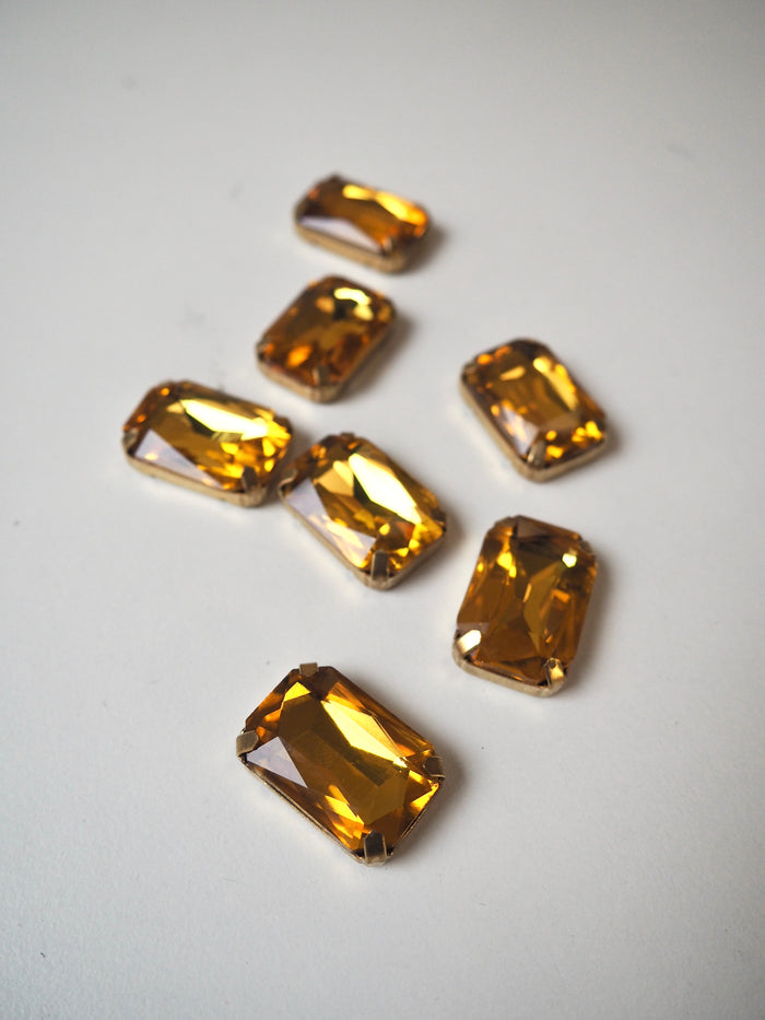 Crystal Rectangular Embellishments 25mm