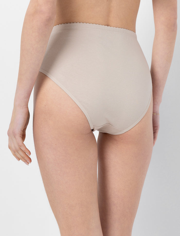 Culotte régulière à dentelle pour femme