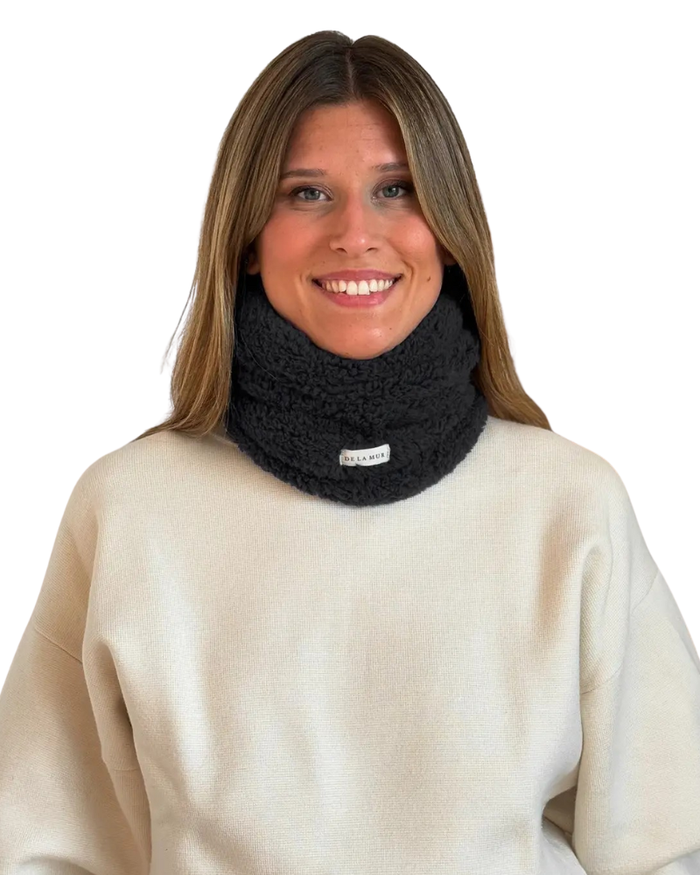 De La Mur BRAGKIESA Black Sherpa Neck Warmer Frio Myselflingerie.com