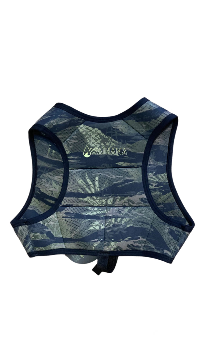 Freediving Weight Vest weight pockets open for adjustable ballast loading