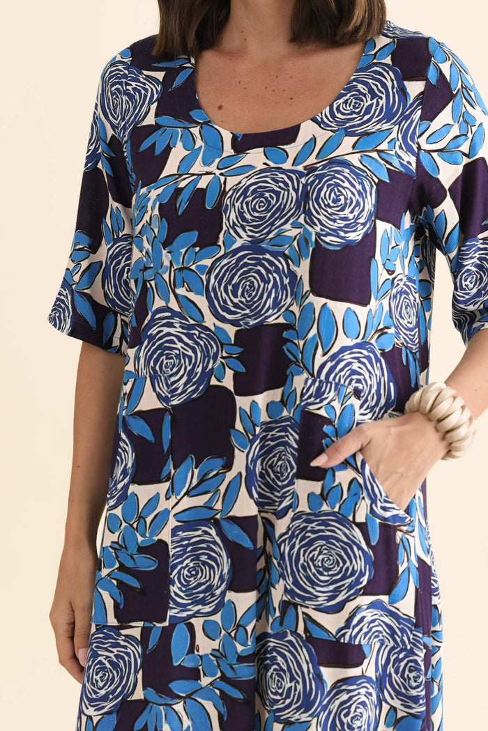Hailee Navy Flower Linen Cotton Dress,Brunette model,alt text|model:MJ