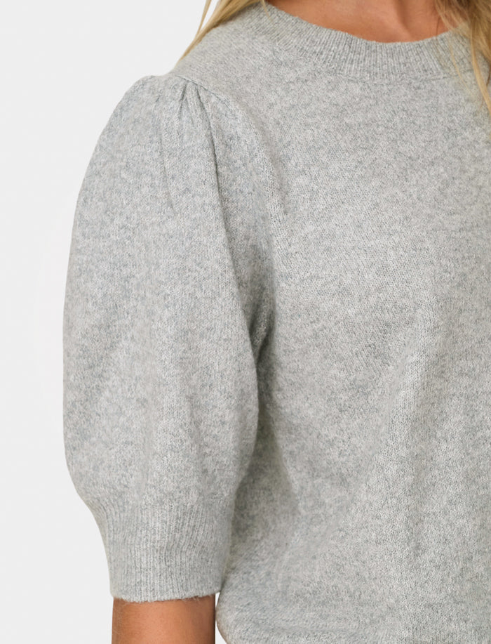 Haut en tricot à manches bouffantes