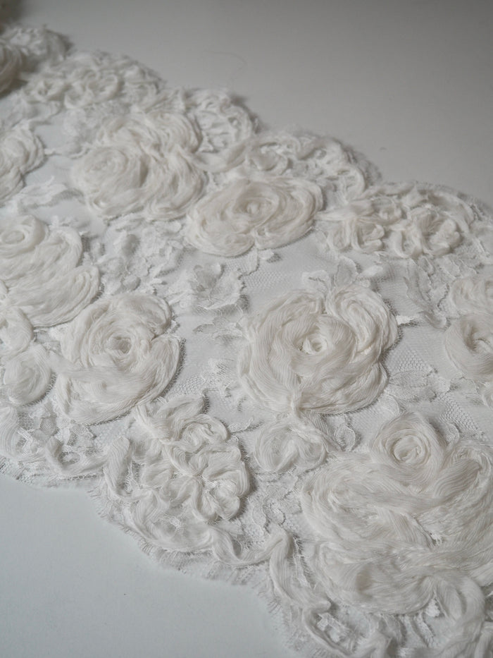 Ivory Appliqué Rose Lace Trim 30cm