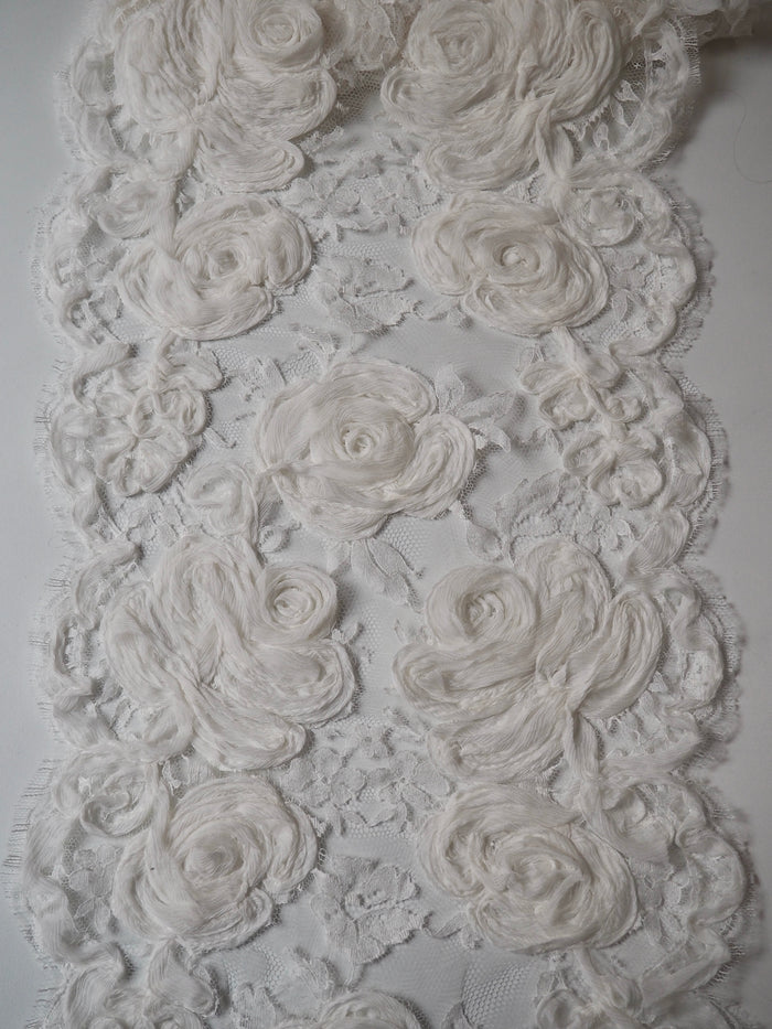 Ivory Appliqué Rose Lace Trim 30cm