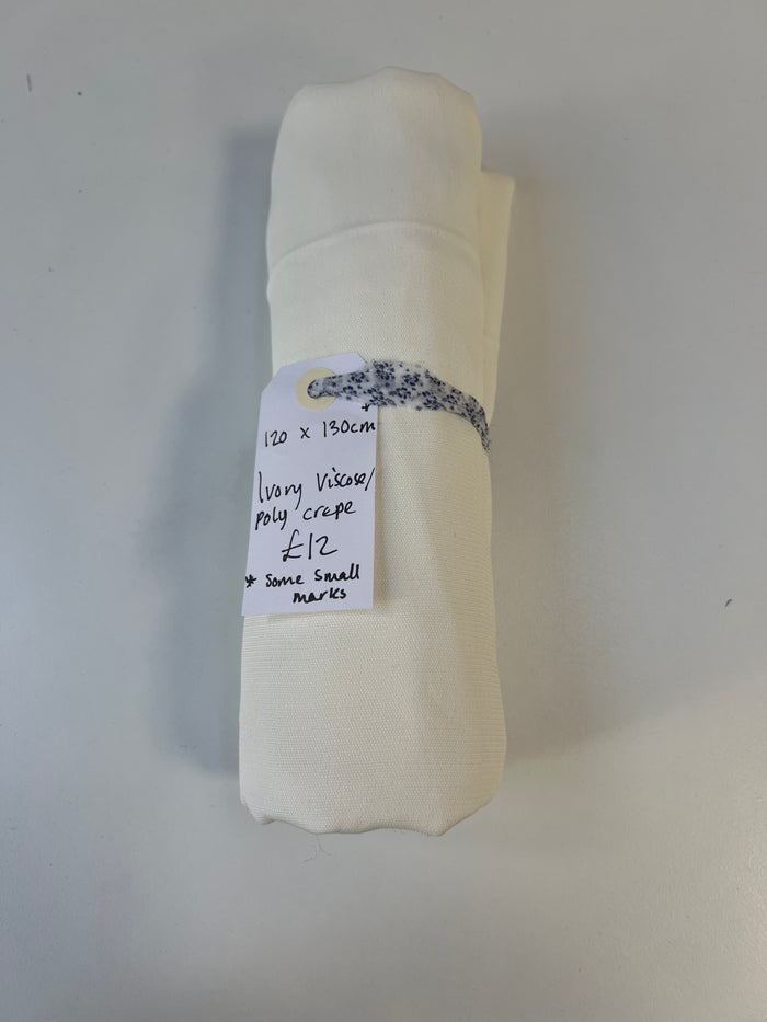 Ivory Viscose/Poly Crepe Remnant
