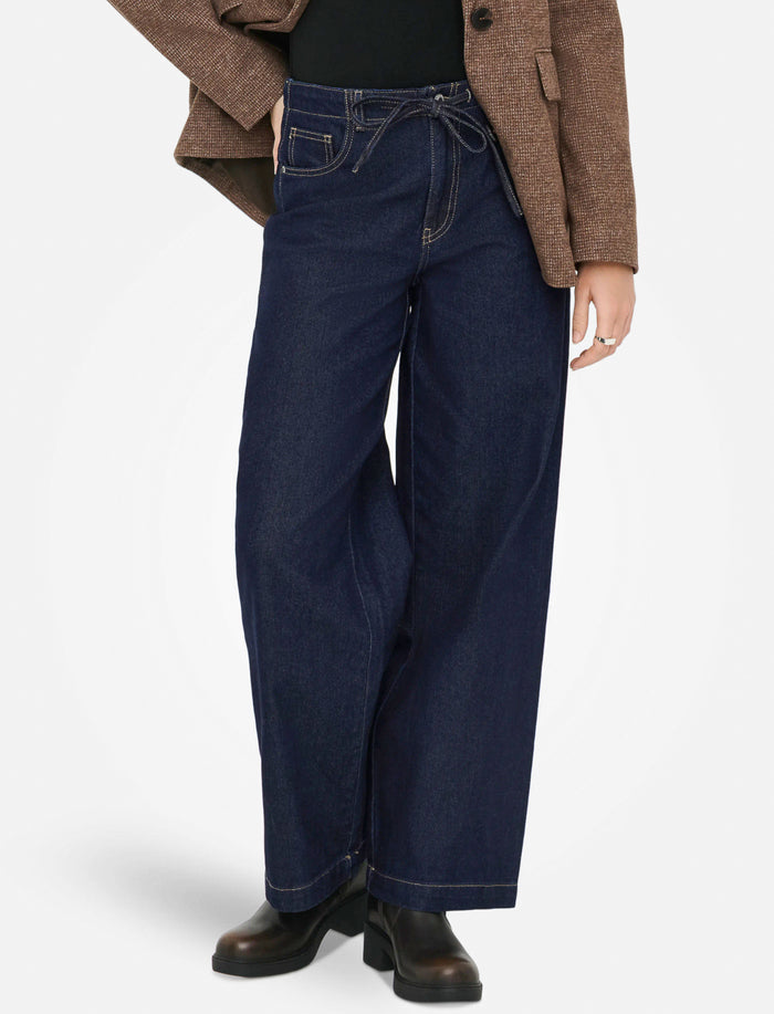 Jean jambes larges à cordon pour femme