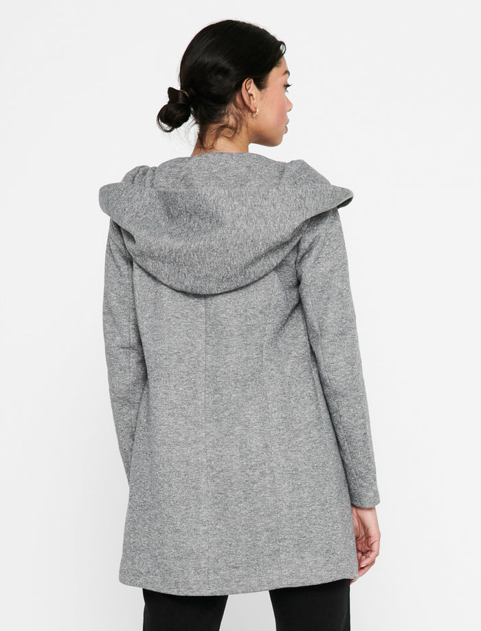 Manteau long à capuchon