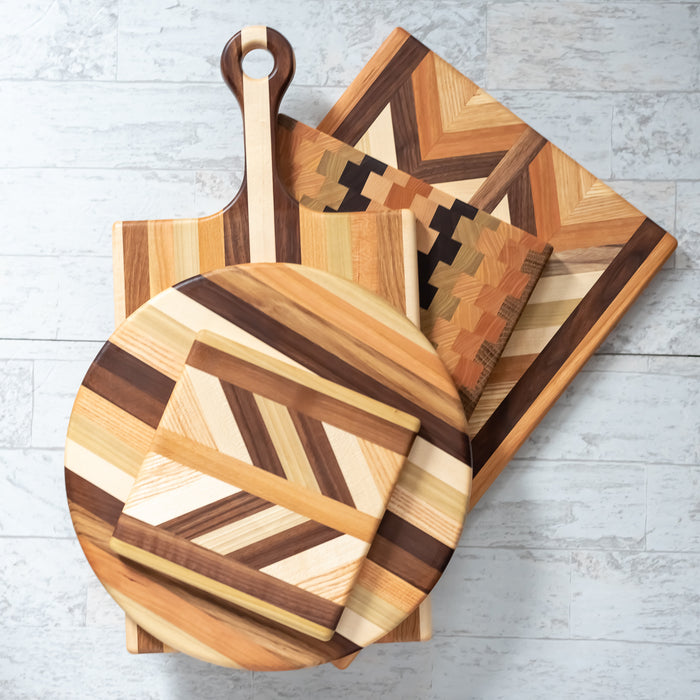 Medium Round Cutting Board - Ali's Wagon