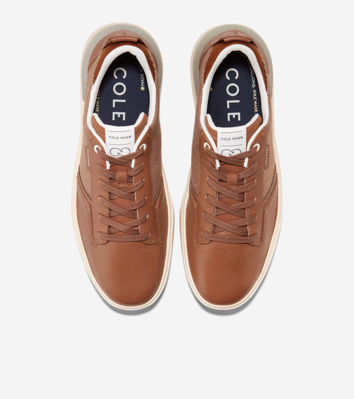 C37228:BRITISH TAN/IVORY