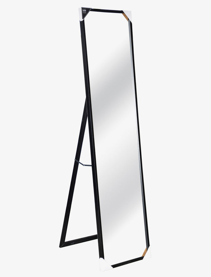Miroir sur pied