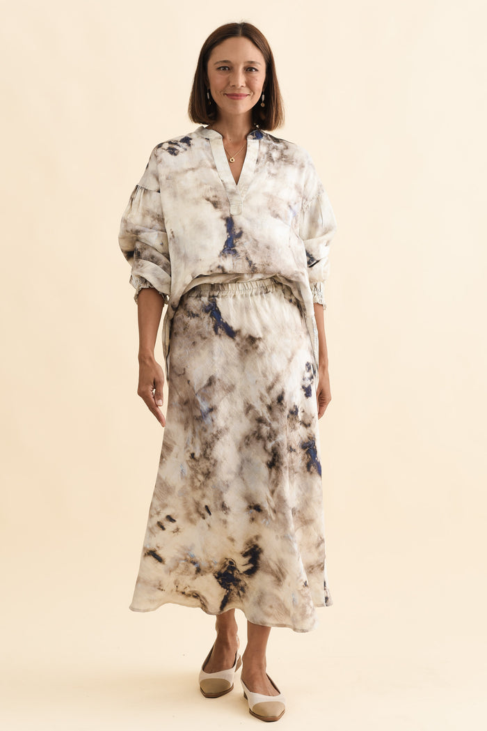 Modena Taupe Abstract Linen Midi Skirt,Brunette model,alt text|model:Cara