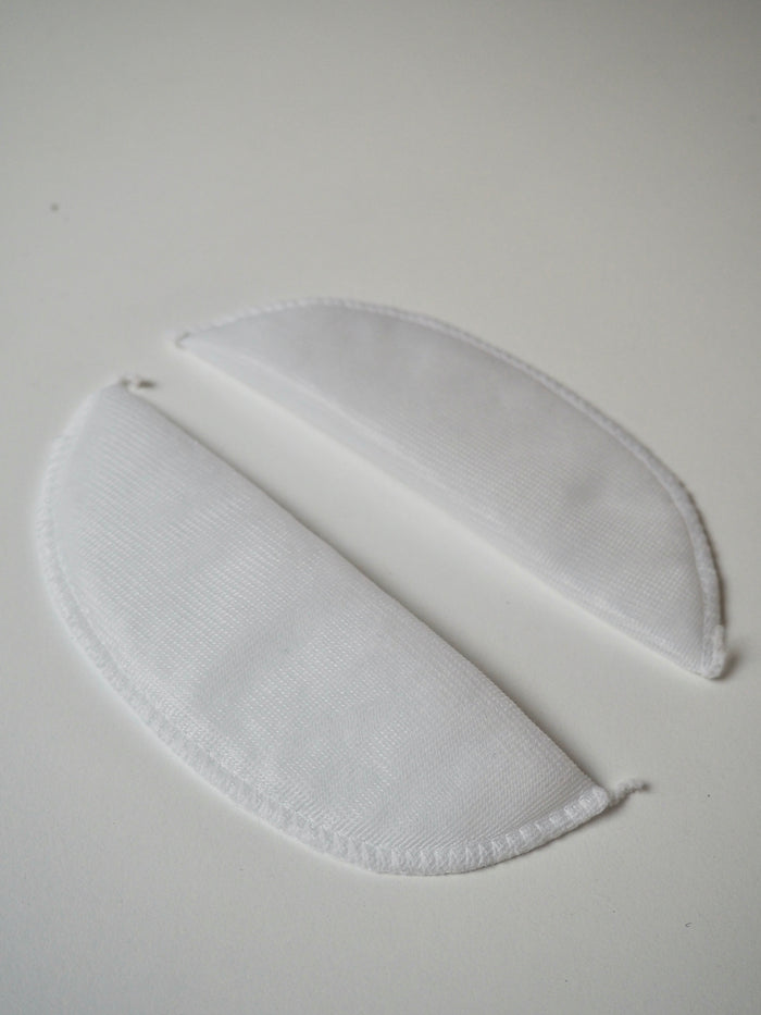 Narrow White Wadded Shoulder Pads