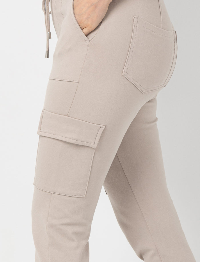 Pantalon étroit à poches cargo
