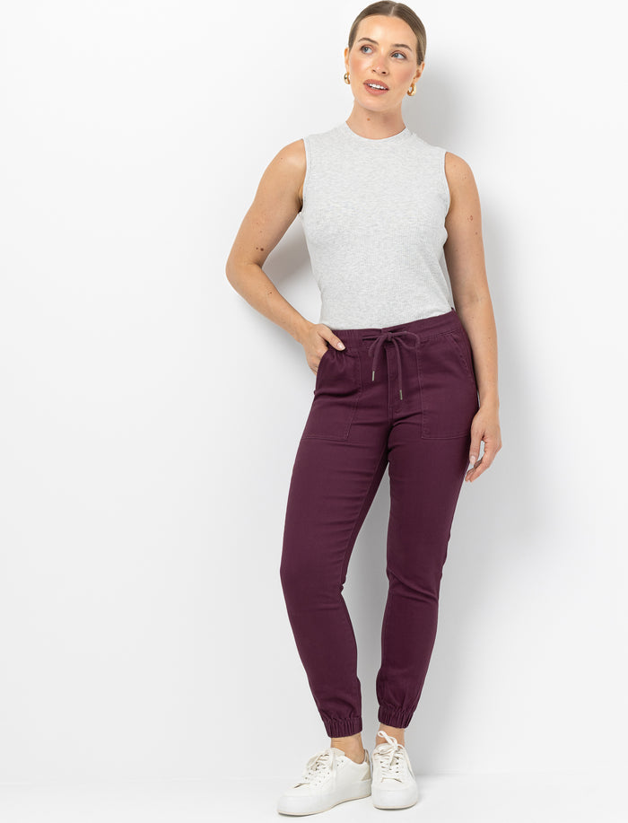 Pantalon jogger en sergé extensible pour femme