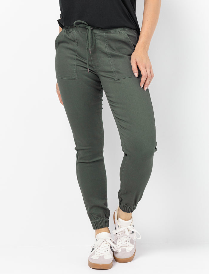 Pantalon jogger en sergé extensible pour femme