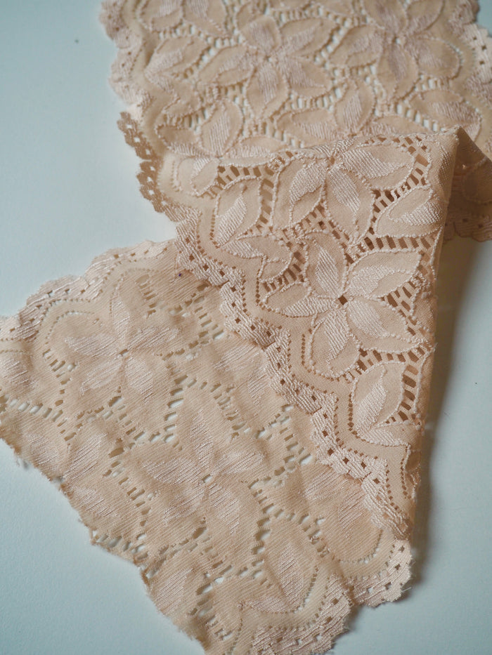 Pink Beige Hibiscus Scallop Stretch Lace Trim 14.5cm