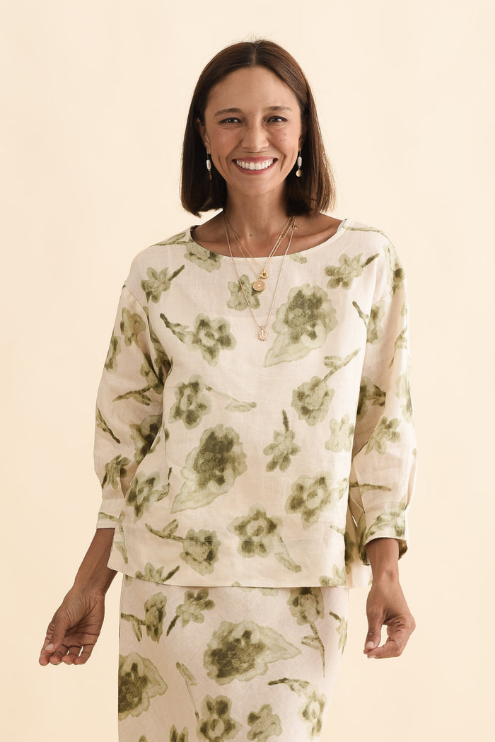 Saloma Cream Floral Linen Scoop Neck Top,Brunette model,alt text|model:Cara
