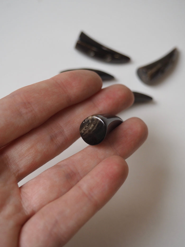 Shiny Brown Horn Duffle Toggle 3.5cm
