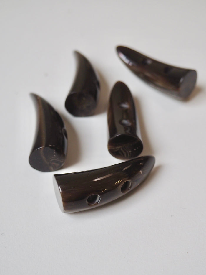 Shiny Brown Horn Duffle Toggle 4.5cm