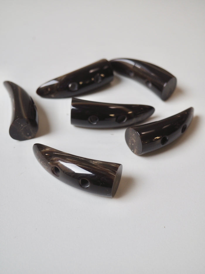 Shiny Brown Horn Duffle Toggle 5.5cm