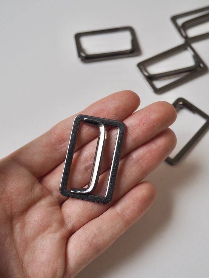 Shiny Gunmetal Tri-Slider 30mm