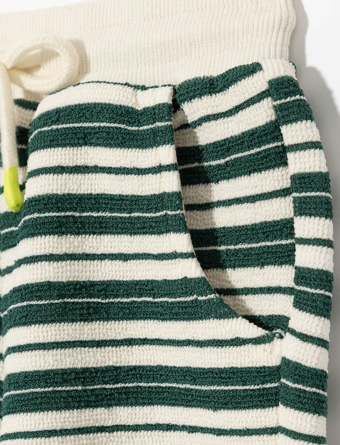 Short à rayures