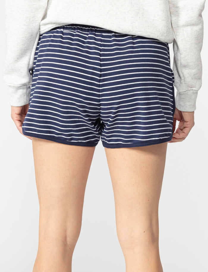 Short en tricot bouclette à rayures